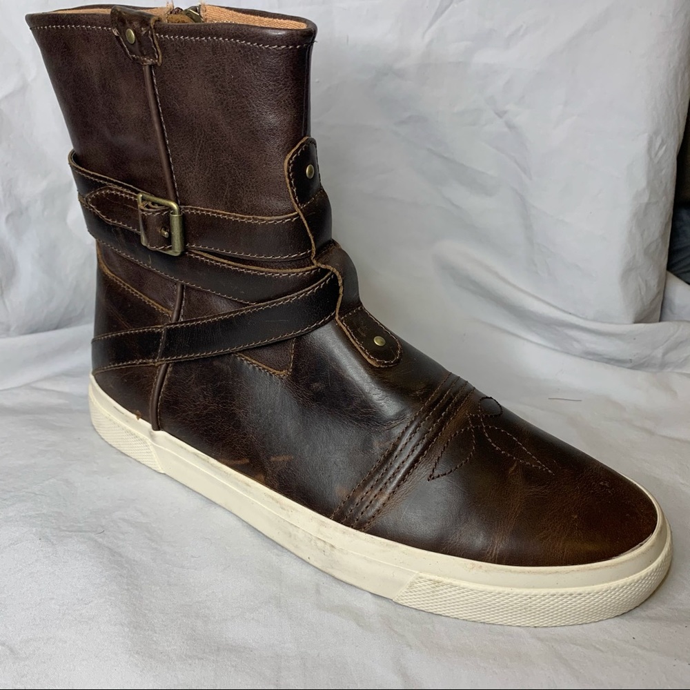 Durango “sneaker” boots, woman’s EUC, size 9.5